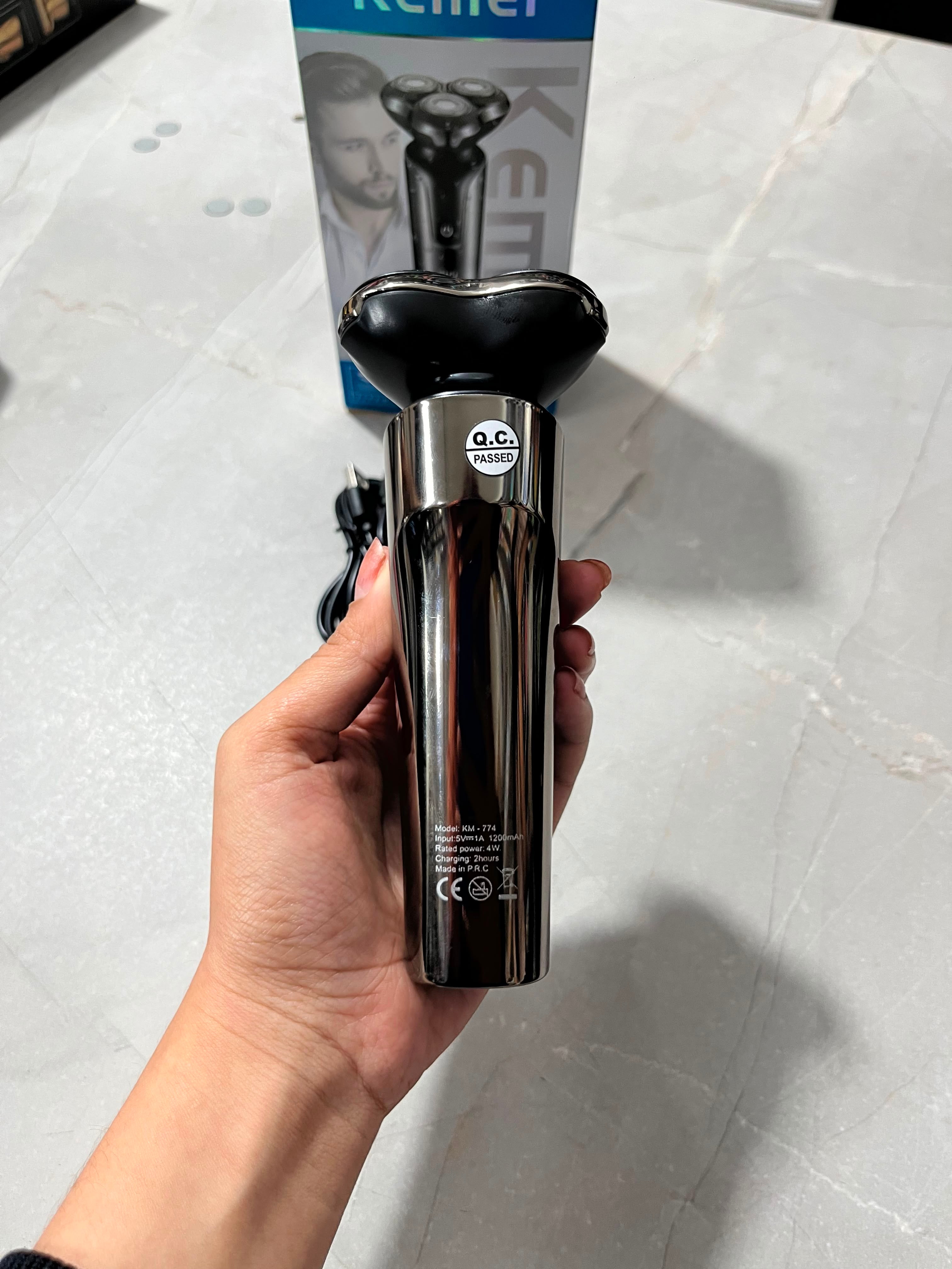 Shaver Kemei 744
