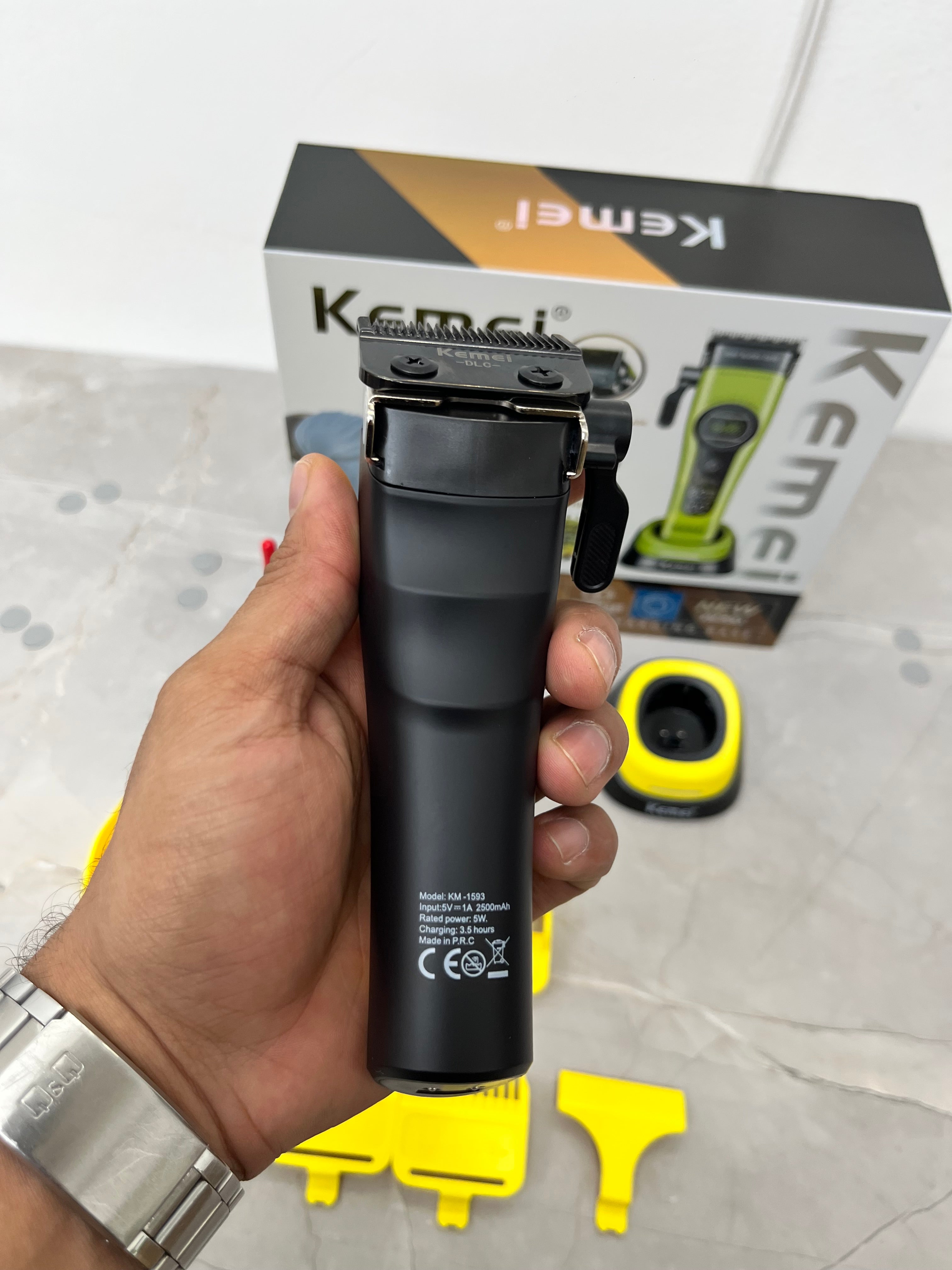 Máquina kemei 1593