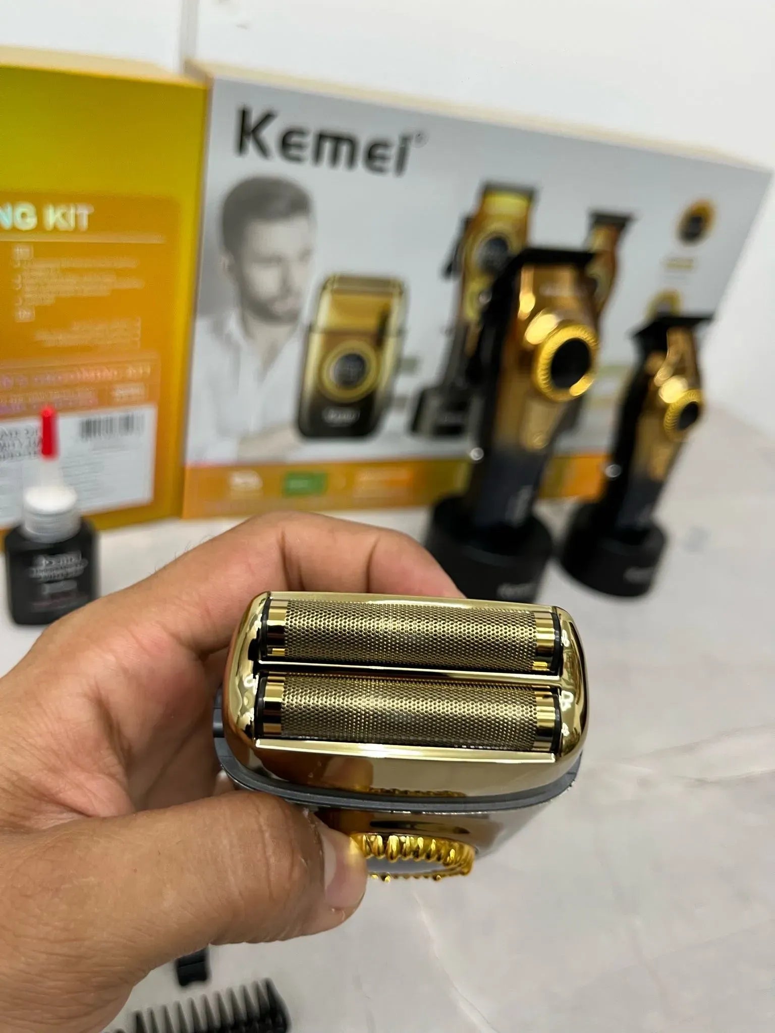 combo kemei 8557